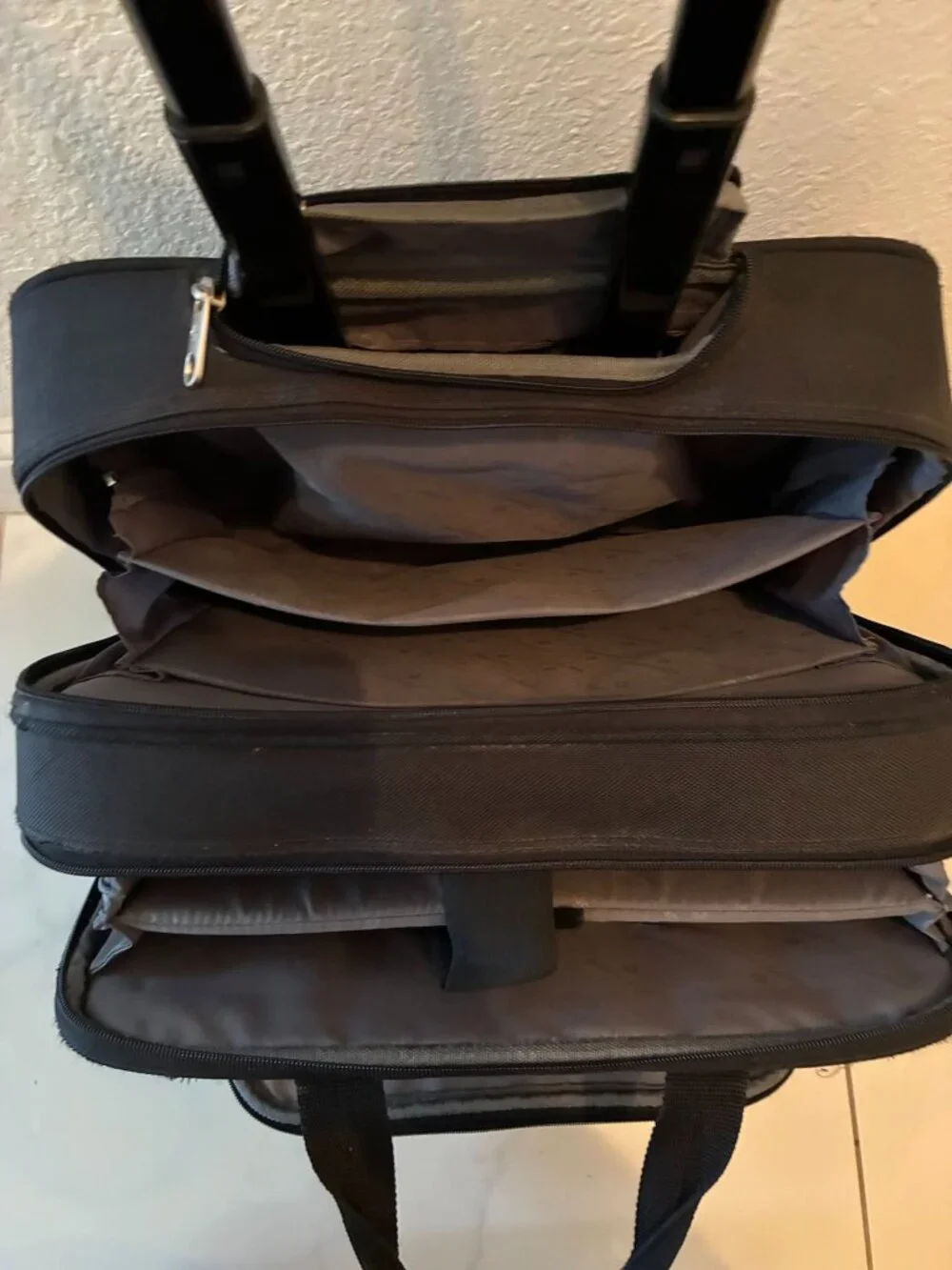 Samsonite black laptop Rolling Travel Bag